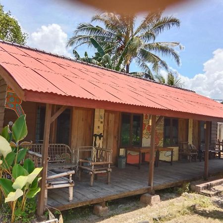Bed and Breakfast C Point Krui Экстерьер фото