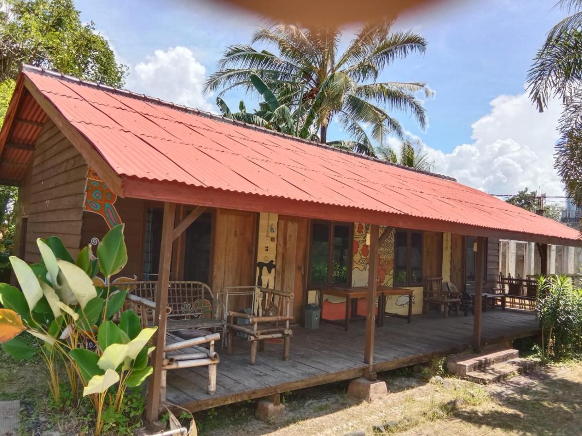 Bed and Breakfast C Point Krui Экстерьер фото
