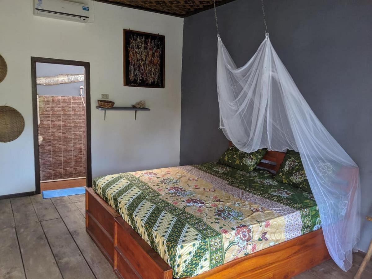 Bed and Breakfast C Point Krui Экстерьер фото